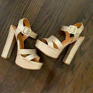 Chinese Laundry Gold Platform Sandals